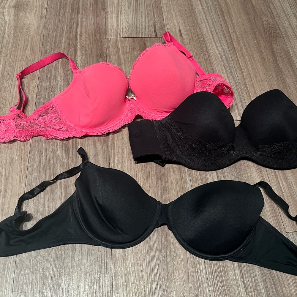 3 bras for the price of one! 34D/34DD